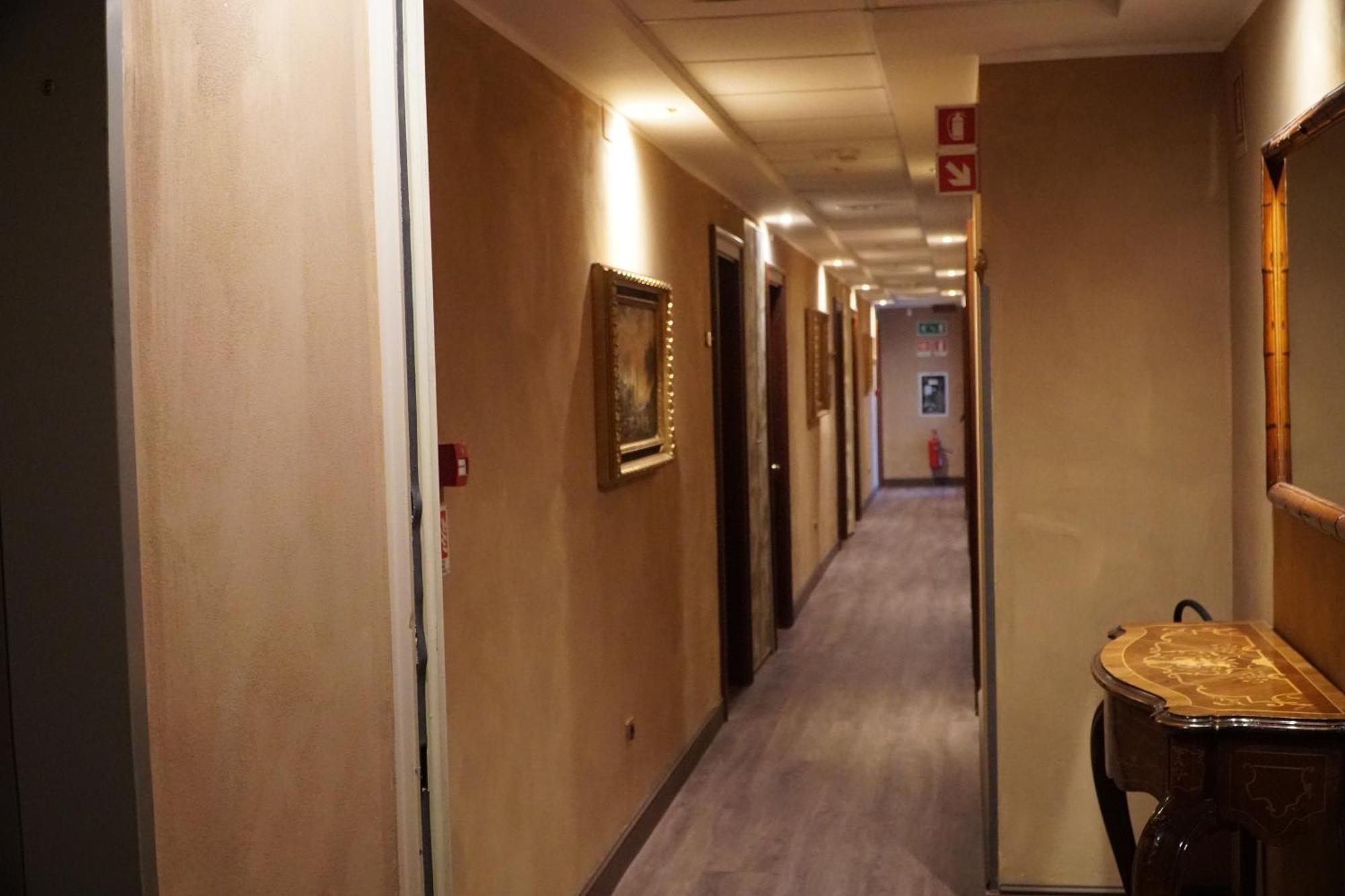 Hotel President Монтекатіні-Терме Екстер'єр фото