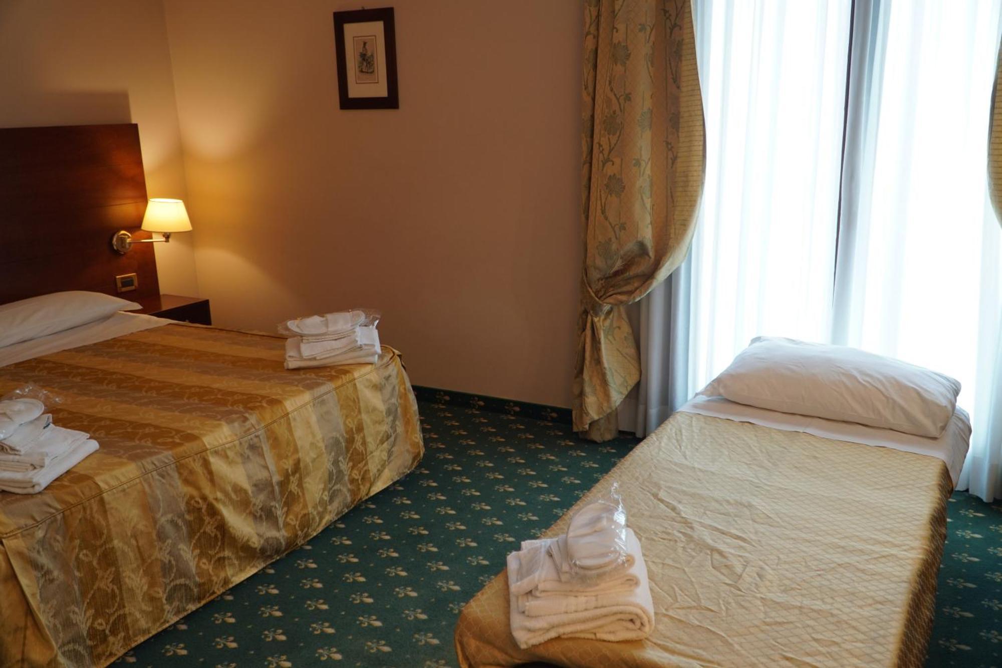 Hotel President Монтекатіні-Терме Екстер'єр фото